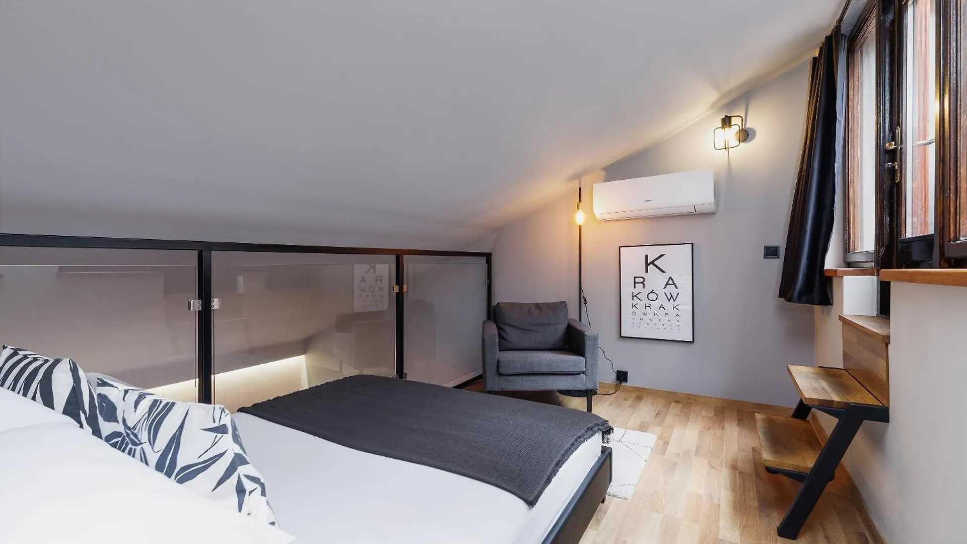 Main Square Apartment With Terrace Florianska 11 Street Krakov